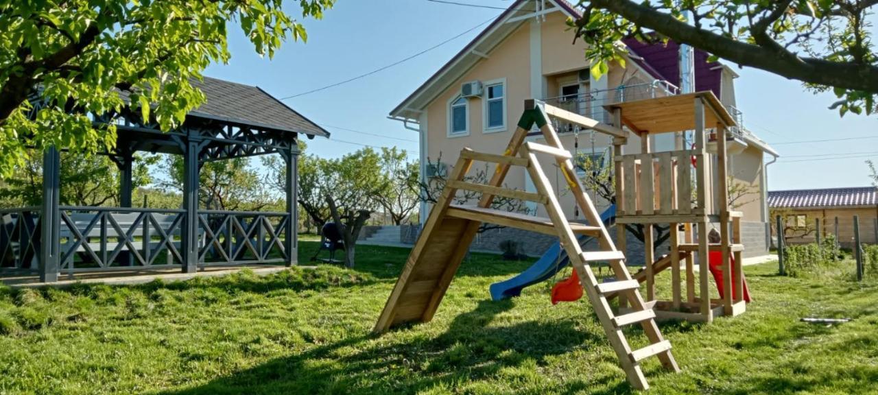 Conacul Mierii Villa Straseni Eksteriør billede